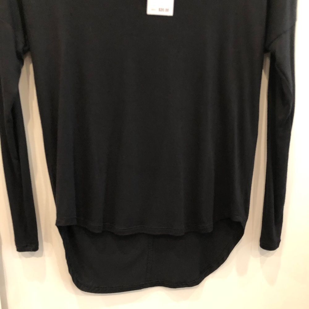 Black V-neck ballon sleeve long sleeve T-shirt - Picture 5 of 7